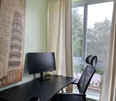 Roxas City Apartment | 1BR Condo w Pool & Balcony Near Robinson Place - F&M Homes - Sitio Uno Residences, Pueblo de Panay