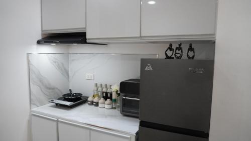 Pallocan Apartment | 1BR with Pool at One Pontefino Tower, Batangas City