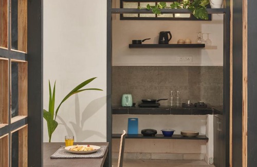 Varanasi Apartment | 2 Bedroom Luxury Apartment - 20mins from Airport With Complimentary Evening Boat Ride Tour