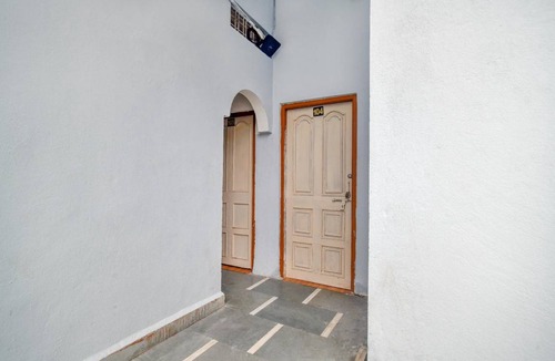 Ujjain Hotel | 20 m² Hotel ∙ 2 guests