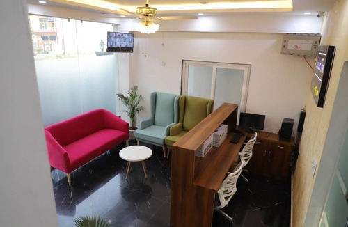 Greater Noida Hotel | 20 m² Hotel ∙ 3 guests