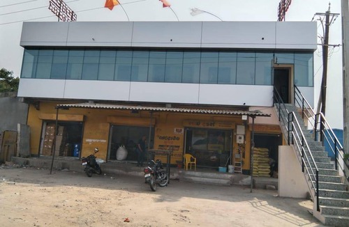 Sanand Hotel | 200 m² Hotel ∙ 5 guests