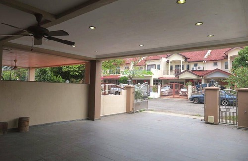 Bandar Puteri Puchong House | 2000 m² House ∙ 3 bedrooms ∙ 12 guests