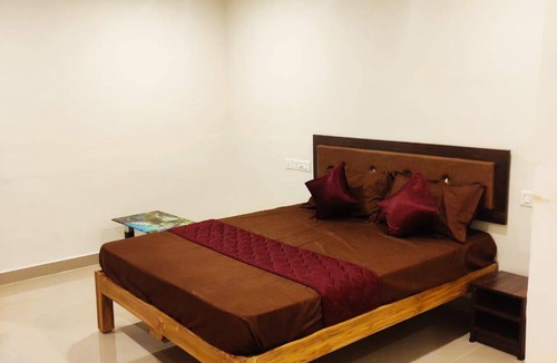Kelambakkam Apartment | 22 m² Apartment ∙ 7 bedrooms ∙ 3 guests