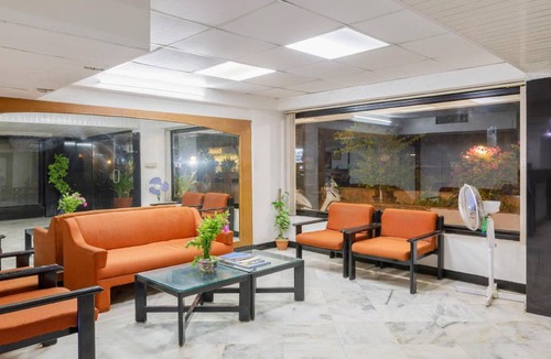 Navrangpura Hotel | 220 m² Hotel ∙ 5 guests