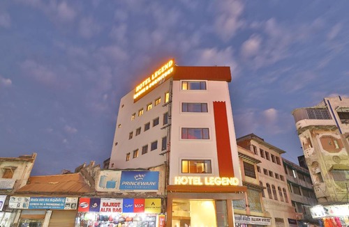 Surat Hotel | 23 m² Hotel ∙ 2 guests