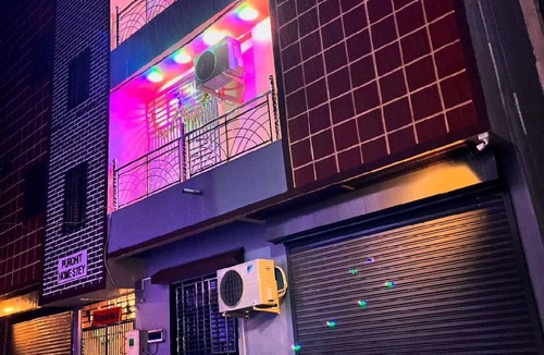 Rajpipla Hotel | 24 m² Hotel ∙ 3 guests