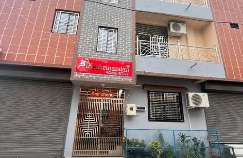 Rajpipla Hotel | 24 m² Hotel ∙ 3 guests