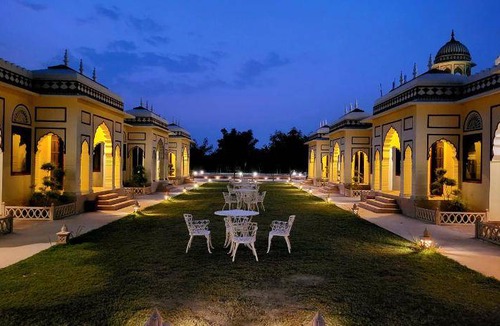 Bharatpur Resort | 24 m² Resort ∙ 2 guests