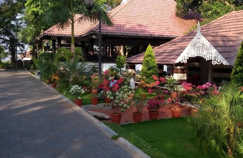 Ernakulam South House | 240 m² House ∙ 3 bedrooms ∙ 6 guests