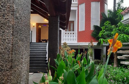 Pondicherry Beach Resort | 240 m² Resort ∙ 5 bedrooms ∙ 10 guests