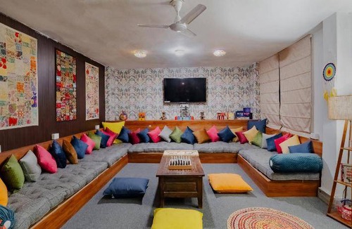Lake Swaroop Sagar Hostel | 25 m² Hostel ∙ 127 guests