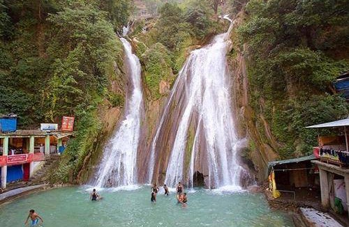 Mussoorie Hotel | 26 m² Hotel ∙ 2 bedrooms ∙ 6 guests
