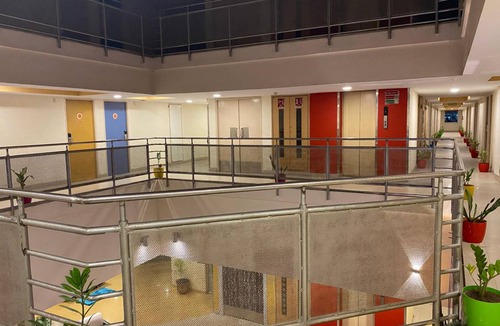 Durgapur Hotel | 28 m² Hotel ∙ 3 guests
