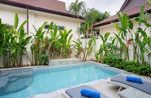 Nong Chaeng Villa | 2BD Pool Villa Karina near beach