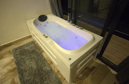 Pali Villa | 2Bed Villa with private pool & jacuzzi