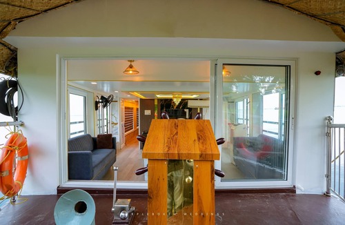 Alappuzha Boat Rental | 3 bedroom private semi luxury houseboat with all meals