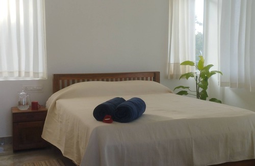 Elappara Villa | 3-bedroom villa in Panchalimedu with stunning views, spa,wifi, bonfire, BBQ & !