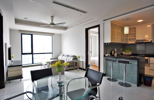 Bukit Bintang Apartment | 3 Beds 3 Baths Service Apartment in City Center Bukit Bintang