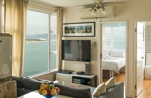 Islands District Apartment | 3 BR hidden gem over hideaway beach
