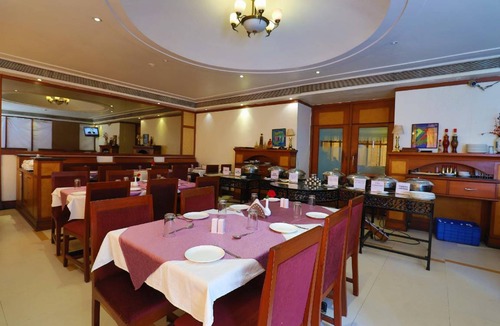 Sayajiganj Hotel | 30 m² Hotel ∙ 3 guests