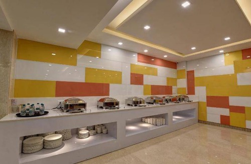Noida Hotel | 30 m² Hotel ∙ 4 guests