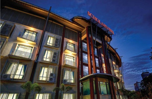 Kampung Datuk Keramat House | 300 m² Motel ∙ 3 guests