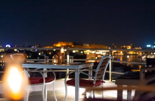 Shavri Colony Hotel | 300 m² Hotel ∙ 2 bedrooms ∙ 3 guests