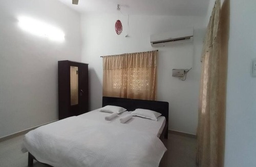 Candolim Apartment | 300 mts to beach 2 bhk with patios in candolim