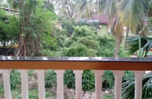 Candolim Apartment | 300 mts to beach 2 bhk with patios in candolim