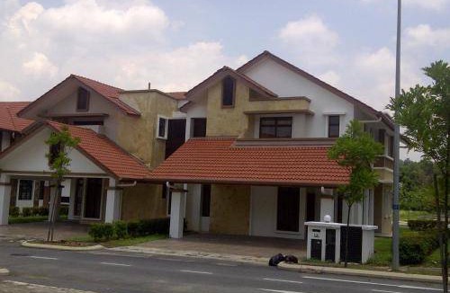 Presint 15 House | 312 m² House ∙ 5 bedrooms ∙ 17 guests
