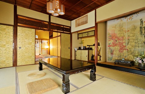 Nishinari House | 330 m² House ∙ 6 bedrooms ∙ 15 guests