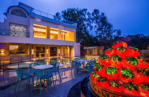 Panchgani Resort | 35 m² Resort ∙ 8 guests