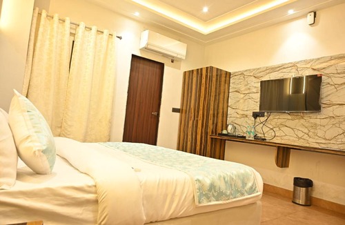 Civil Lines Hotel | 350 m² Hotel ∙ 3 guests