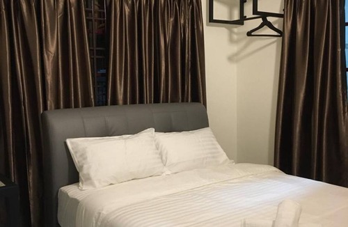 Damansara Utama House | 358 m² House ∙ 6 bedrooms ∙ 12 guests
