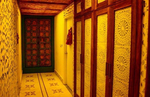 Sindhi Camp Hostel | 37 m² Hostel ∙ 16 guests