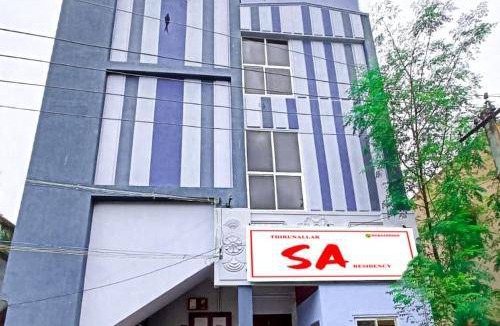 Thirunallar Hotel | 37 m² Hotel ∙ 6 guests