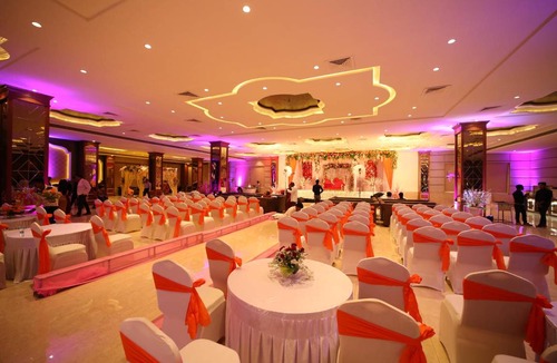 Jabalpur Hotel | 380 m² Hotel ∙ 3 guests