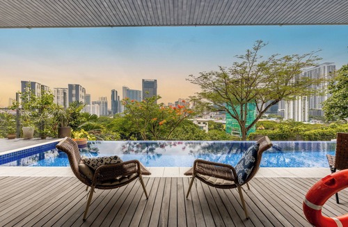 Kampung Haji Abdullah Hukum Villa | 38Pax Flame of the Forest Retreat Villa KL by Verano