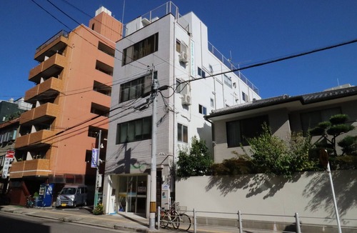 Naniwa House | 3A Spacious room with Built-in Kitchen