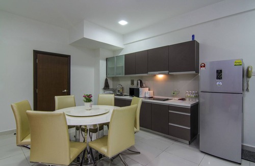 Chow Kit Apartment | 3BR Top KLCC View at Regalia Residence