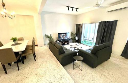 Subang Jaya House | 4-10Pax The Subang Premium House - The Heart Of Subang