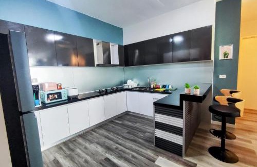 Petaling Jaya Apartment | 4 Rooms 7 Beds 4 Baths at KLSunwayPJ
