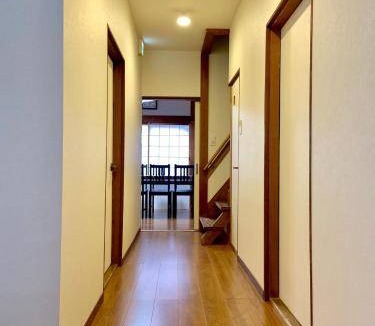 Izumisano Bed & Breakfast | 40 m² Bed and breakfast ∙ 4 bedrooms ∙ 12 guests
