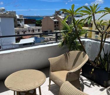 Big Beach Hotel | 40 m² Motel ∙ 10 guests