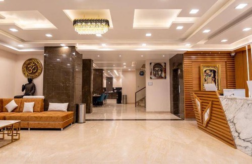Mayapur Hotel | 41 m² Hotel ∙ 3 guests