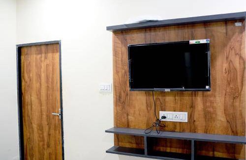 Ujjain Hotel | 420 m² Hotel ∙ 12 guests