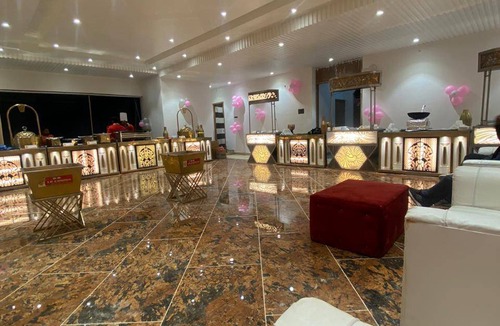 Sultanpur Hotel | 43 m² Hotel ∙ 6 guests