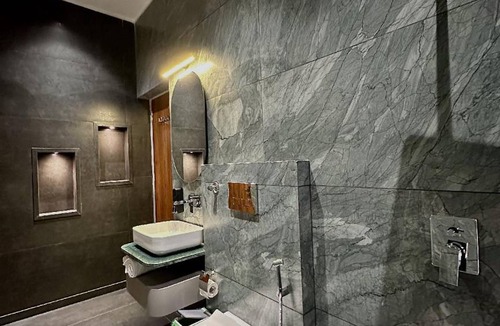 Jagatpura House | 490 m² House ∙ 2 bedrooms ∙ 6 guests