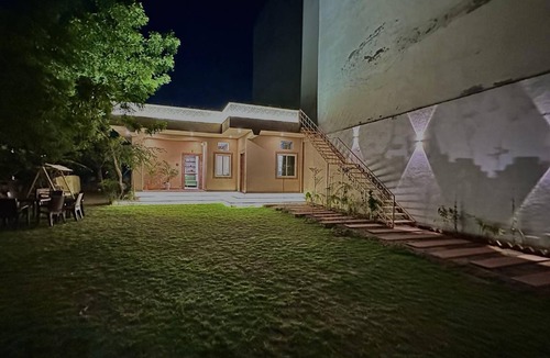 Jagatpura House | 490 m² House ∙ 2 bedrooms ∙ 6 guests